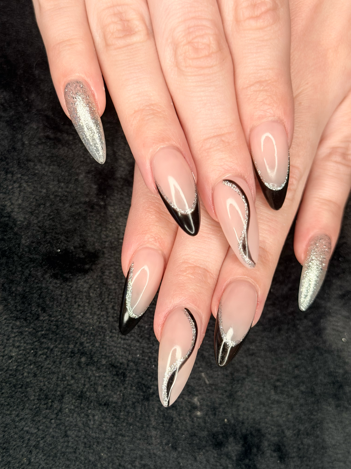 Modern neutral nail design